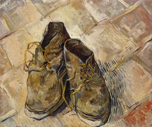 Sepasang sepatu