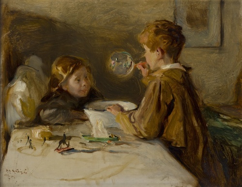 Los hijos del artista soplando burbujas