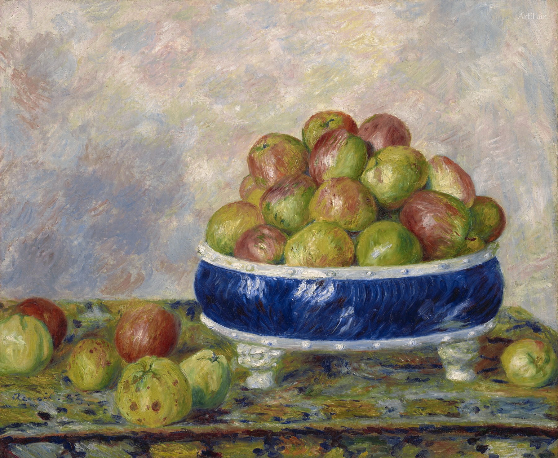 Apples in a Dish