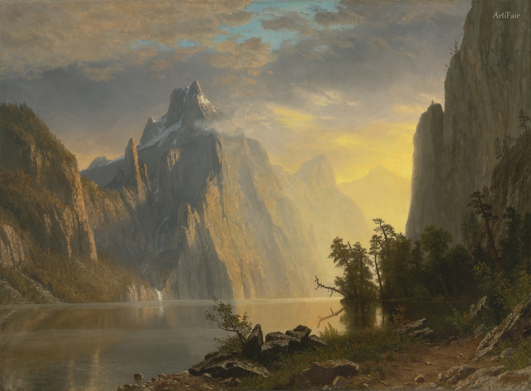 Lake in the Sierra Nevada